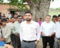 Palamu News: SIR-2026 कार्यों में सुस्ती पर DEO सख्त, कम प्रगति वाले बूथों का किया औचक निरीक्षण