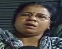 महिला के गले से सोने की चेन झपटकर फरार हुए बाइक सवार बदमाश
