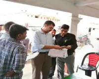 Koderma News: उपायुक्त उत्कर्ष गुप्ता ने मतदाता सूची पुनरीक्षण कार्य का लिया जायजा, दिए कड़े निर्देश