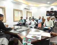 Deoghar News: समाहरणालय में आयोजित जनता दरबार में सुनी गई समस्याएं, मौके पर हुआ कई मामलों का समाधान