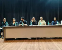 Hazaribagh News: क्षेत्रीय कार्यकर्ता परीक्षा के लिए उपायुक्त हेमंत सती और एसपी अमन कुमार ने की ब्रीफिंग