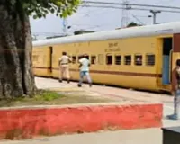 मिर्जाचौकी स्टेशन पर पूजा स्पेशल ट्रेन में चैन पुलिंग, 15 मिनट तक रुकी ट्रेन