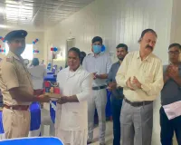 Pakur News: सीएचसी में विश्व जनसंख्या दिवस पर कार्यक्रम, बीडीओ सोमनाथ बनर्जी ने किया उद्घाटन