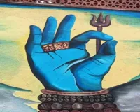 Deoghar News: श्रावणी मेला 2026 में शिवगंगा घाट बना सेल्फी प्वाइंट, 3D शिव कलाकृतियां बनीं आकर्षण