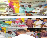 Koderma News: बीडीओ और प्रभारी चिकित्सा पदाधिकारी ने दीप प्रज्वलित कर स्वास्थ्य मेले का किया उद्घाटन
