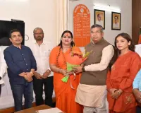भाजपा प्रदेश कार्यालय में अध्यक्ष आदित्य साहू से मिलीं महामंडलेश्वर माता राजेश्वरी नंद गिरि