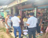 Dumka News: बीडीओ कमलेंद्र कुमार सिन्हा ने कई मतदान केंद्रों का किया निरीक्षण, पुनरीक्षण कार्यों की समीक्षा