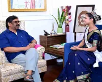 मुख्यमंत्री हेमन्त सोरेन से मिस यूनिवर्स झारखण्ड दीपाली रिया ने की शिष्टाचार मुलाकात, मिला आशीर्वाद