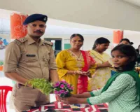 Koderma News: कस्तूरबा गांधी बालिका विद्यालय में साइबर अपराध और सुरक्षा पर कार्यशाला आयोजित