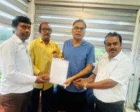 Jharkhand News: कल्याण विभाग के स्कूलों में चतुर्थ वर्ग की आउटसोर्स नियुक्ति बंद, मंत्री चमरा लिंडा का बड़ा फैसला