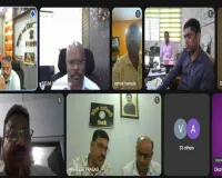 Giridih News: जिले में 94.99% गणना प्रपत्रों का वितरण पूरा, शत-प्रतिशत लक्ष्य का निर्देश