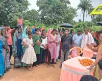 Dumka News: विधायक ने चाचने में 25.08 लाख की पीसीसी सड़क योजना का किया शिलान्यास
