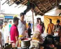 Deoghar News: खाद्य सुरक्षा विभाग की बड़ी कार्रवाई, अखाद्य रंग मिले लड्डू और हल्दी कराए नष्ट