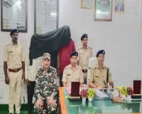 Chatra News: मयूरहंड पुलिस ने चोरी की बाइक के साथ तीन अपराधियों को धर दबोचा