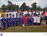 Sports News:बड़कागांव में फुटबॉल का महा मुकाबला, जग्गू इलेवन उरेज ने 4-0 से जीता खिताब