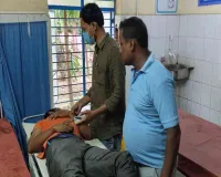 Pakur News: घाटचोरा में बाइक अनियंत्रित होकर पलटी, युवक गंभीर रूप से घायल