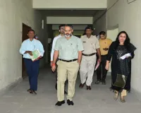 Giridih News: गिरिडीह में उपायुक्त रामनिवास यादव ने किया EVM-VVPAT वेयरहाउस का मासिक निरीक्षण