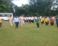 Bokaro News: स्वतंत्रता दिवस की तैयारी, तेनुघाट में जवानों और छात्रों ने किया अभ्यास