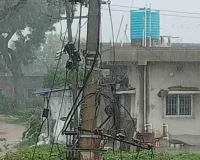 Koderma News: तिलोकरी में ट्रांसफार्मर जलने से 48 घंटे से बिजली आपूर्ति पूरी तरह ठप