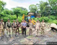 Dhanbad News: बस्ताकोला एरिया 9 में सीआईएसएफ की बड़ी कार्रवाई, 15 टन अवैध कोयला जब्त