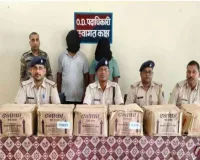 Crime News: पलामू: ई-रिक्शा से 1030 पीस अवैध देशी शराब बरामद, 5 तस्कर गिरफ्तार