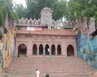 कालसर्प दोष से मुक्ति की मान्यता वाला विश्व का एक मात्र प्रयागराज में स्थित प्राचीन नागराज वासुकी मंदिर बना आकर्षण का केंद्र