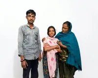 Hazaribagh News: भटकी बेटी को मिला अपनों का सहारा, कटकमसांडी पुलिस ने छोटी कुमारी को परिवार से मिलाया