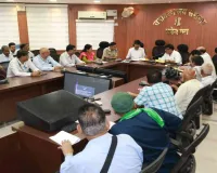 Koderma News: समाहरणालय में अपर समाहर्ता की अध्यक्षता में पेंशन अदालत का हुआ आयोजन