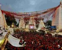 Shravani Mela: भोर 4:21 बजे खुले बाबा मंदिर के पट, जलार्पण के लिए उमड़ी कांवरियों की भीड़