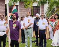 Scholar B.Ed. College गिरिडीह में शान से लहराया तिरंगा, सांस्कृतिक प्रस्तुतियों ने मोहा मन
