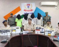 Koderma News: मोबाइल दुकान चोरी कांड का 24 घंटे में खुलासा, चार आरोपी गिरफ्तार