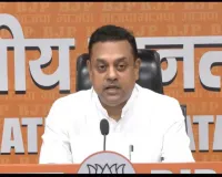 संसद में हंगामे पर भाजपा का कांग्रेस पर हमला, संबित पात्रा बोले- विपक्ष अपना रहा दोहरा रवैया