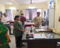 Koderma News: सदर अस्पताल में दिव्यांग बोर्ड का आयोजन, 10 व्यक्तियों के बने दिव्यांग प्रमाण पत्र