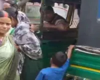 प्रसव पीड़ा से तड़पती महिला को टेम्पू में ढोया, नवजात की मौत से बढ़ा जनआक्रोश