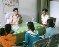 Bokaro News: घर से निकलीं दो बच्चियां ट्रेन से पहुंचीं स्टेशन, पुलिस ने सुरक्षित परिजनों को सौंपा