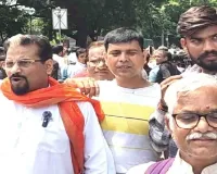 Remove Reservation: राष्ट्रीय सुरक्षा पार्टी अध्यक्ष निपु सिंह ने जंतर-मंतर पर समर्थकों संग हुंकार भरी