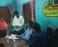 Sahebganj News: मुख्य निर्वाचन पदाधिकारी के. रवि कुमार ने उधवा में मतदाता सूची सत्यापन का लिया जायजा
