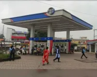 Crime News: खूंटी पेट्रोल पंप पर फायरिंग, PLFI के नाम पर मांगी 10 लाख की रंगदारी