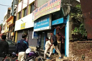 होटल के कमरे में बिखरा था आपत्तिजनक सामान, रंगरलियां मनाते पकड़े गये जोड़े