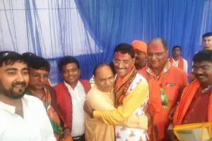 सम्मानित मतदाताओं ने मुझे संसद पहुंचाया: संजय सेठ