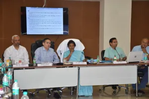 सरकारी योजनाओं का लाभ लाभुकों को मिले: डाॅ लुईस मंराडी