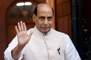 नाथूराम गोडसे पर यह है भाजपा के राजनाथ सिंह की लाइन, रक्षामंत्री ने लोकसभा में दिया बयान