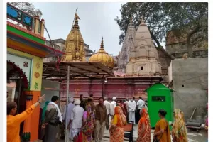 काशी विश्वनाथ मंदिर में अब लागू होगा ड्रेस कोड, जिंस और टाॅप वालों को नो एंट्री