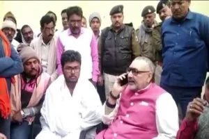 नीतीश कुमार को कहिए कि बेगूसराय जिला लोग खाली कर दे…: गिरिराज सिंह