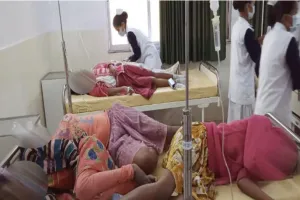 चाईबासा के कस्तूरबा बालिका विद्यालय में फ़ूड प्वाइजनिंग से 400 छात्राएं बीमार