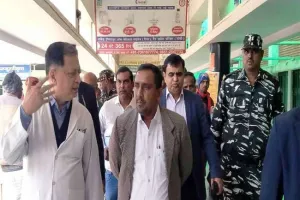 मंत्री पद संभालने के बाद गुरुवार को पहली बार रिम्स पहुंचे बन्ना गुप्ता