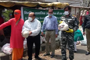 सीएमपीडीआई ने जरूरतमंदों में बांटा राशन