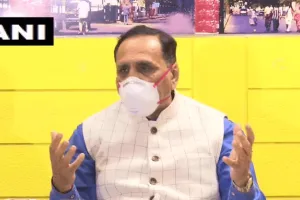 गुजरात के सीएम विजय रूपानी की बैठक में शामिल थे कांग्रेस के एक कोरोना संक्रमित विधायक