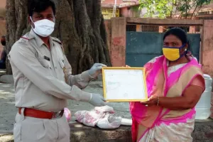 कोरोना वारियर्स को किया गया सम्मानित