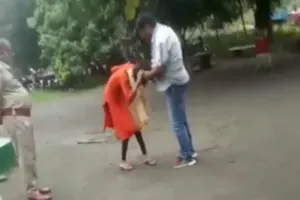 बरहेट के थानेदार हरीश पाठक ने थाना को बना दिया गुंडागर्दी का अड्डा, लड़की से की बर्बरता, हुआ सस्पेंड